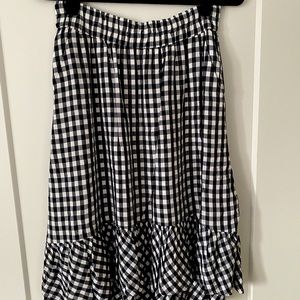 Jcrew gingham ruffle hem hi-low skirt, size small. Never worn, no tags